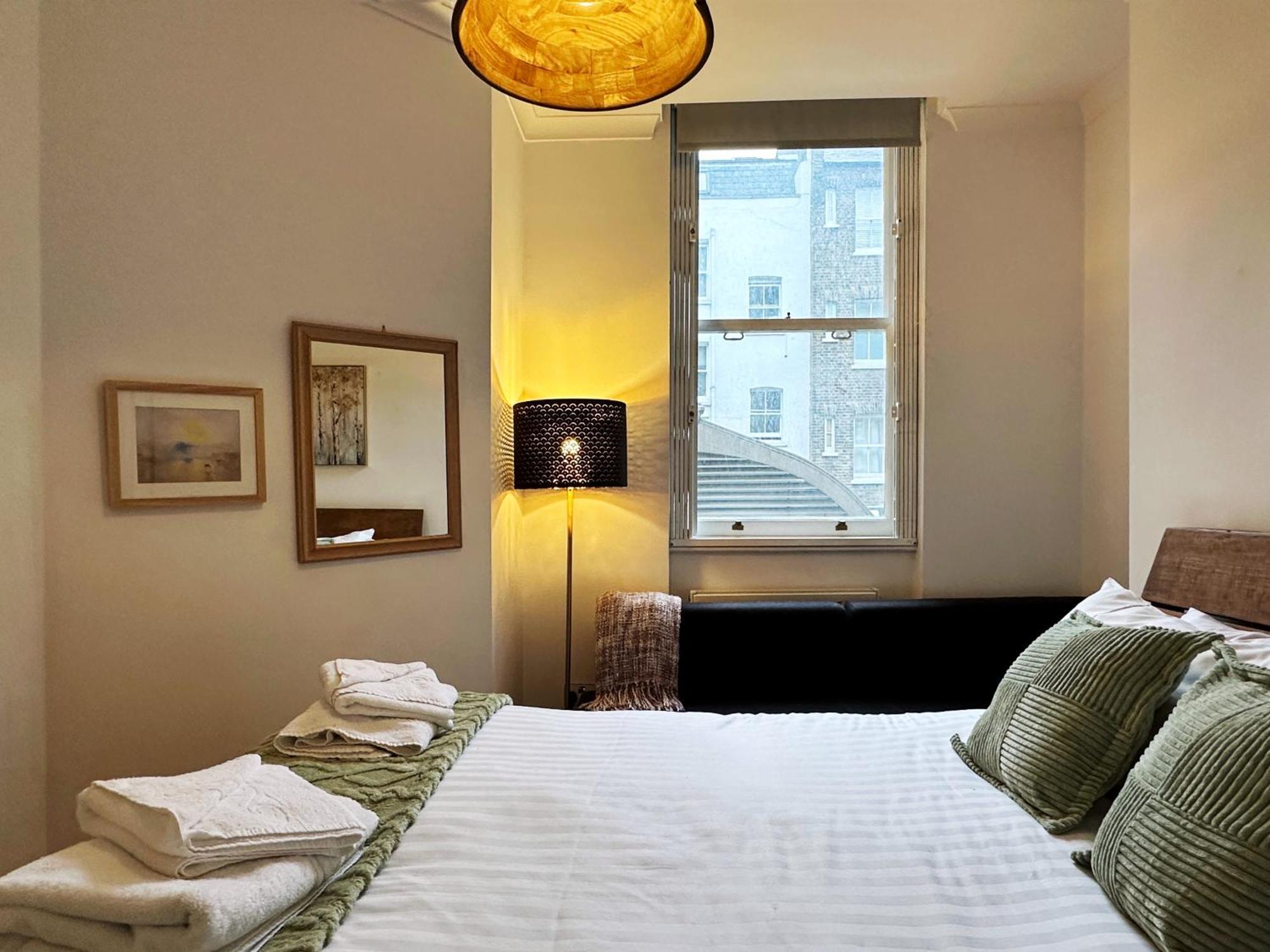 Appartement Theo's 2 Bedroom In Londres